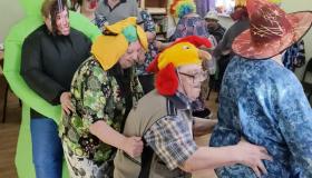 "День смеха"